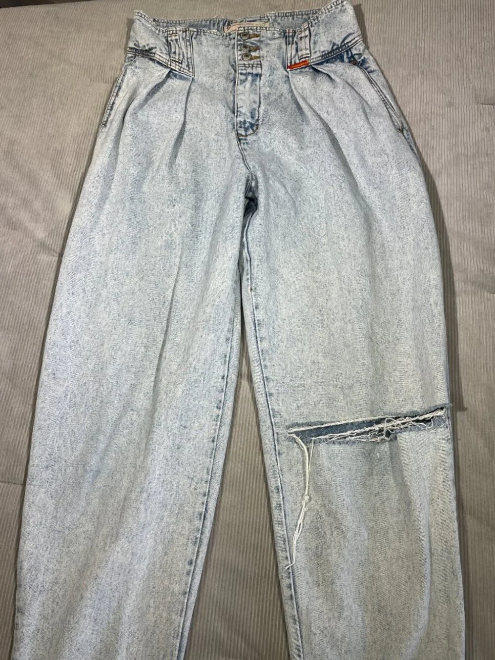 Vtg 80s Jordache Studio Acid Wash High Waisted Tapered Mom Jeans Women's Size 10 - Picture 3 of 12